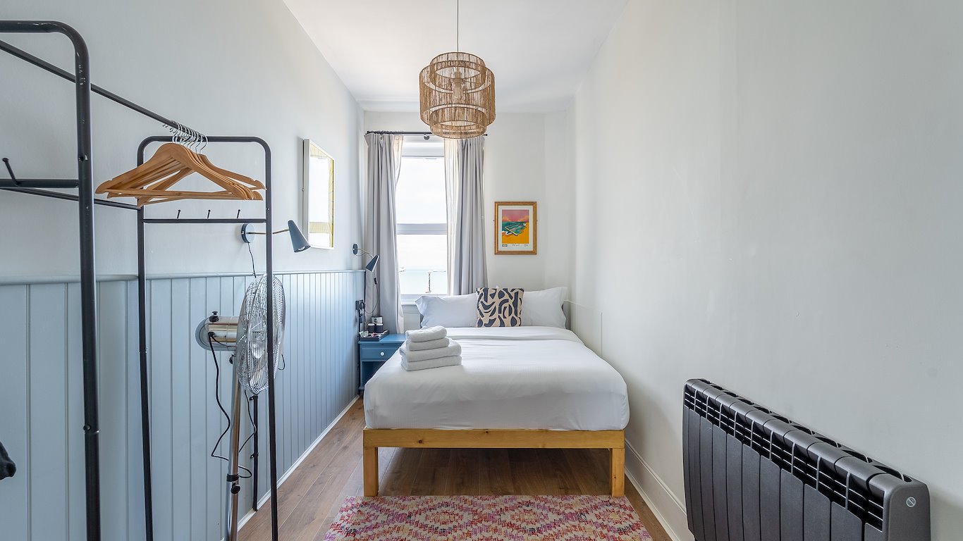 Standard Mini with Sea View